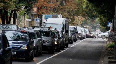 Guvernul nu a susținut modificarea modului de repartizare a taxei pentru drumuri Guvernul nu a susținut modificarea modului de repartizare a taxei pentru drumuri - Photo