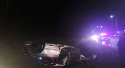Dacă n-ai permis de conducere, ești beat și conduci un BMW cu viteză - ajungi în șanț?  Dacă n-ai permis de conducere, ești beat și conduci un BMW cu viteză - ajungi în șanț? - Photo
