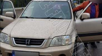 Un șofer în stare de ebrietate a încercat să părăsească țara, având drept pasager un minor Un șofer în stare de ebrietate a încercat să părăsească țara, având drept pasager un minor - Photo