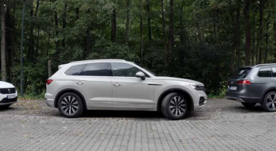 Touareg a devenit primul Volkswagen ce poate parca autonom. Funcția e controlată de șofer printr-o aplicație mobilă - Photo