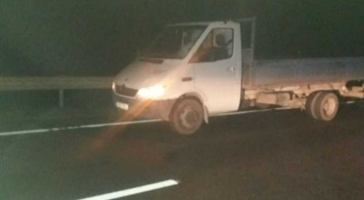 Accident tragic la Orhei. Un pieton a murit după ce a fost lovit de două microbuze - Photo