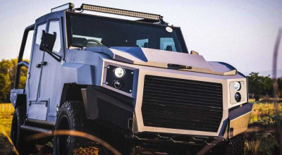 (FOTO) Legendarul Toyota Land Cruiser 79 a fost transformat de africani într-un ATV blindat - Photo