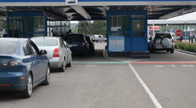 A vrut să intre în țară cu un Audi înmartriculat în Lituania, însă a rămas fără mașină și fără bani A vrut să intre în țară cu un Audi înmartriculat în Lituania, însă a rămas fără mașină și fără bani - Photo