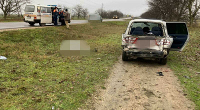 O femeie a decedat după ce mașina cu care se deplasa a fost lovită din spate de autocarul Chișinău-Moscova - Photo