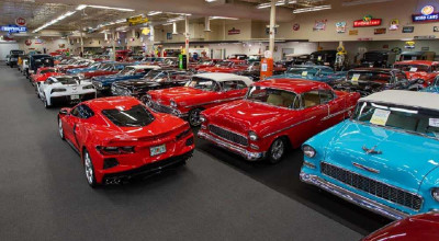 Peste 200 de mașini, adevărate bijuterii americane din colecția unui muzeu, gata să fure inimile licitanților - Photo