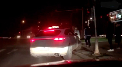 Poliția vine cu detalii privind bătaia de ieri a unui șofer de Porsche și a unui pieton - Photo