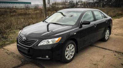 O altfel de capsulă a timpului! A fost găsită o Toyota Camry XV40 cu un parcurs de numai 2.000 km - Photo