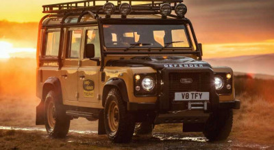 Nu pot renunța la vechiul Defender! Land Rover anunță o ediție limitată a offroader-ului, echipată cu un V8 de 405 CP - Photo