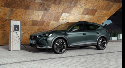 Cupra Formentor e-Hybrid intră pe linia de asamblare! PHEV-ul se laudă cu până la 242 CP - Photo