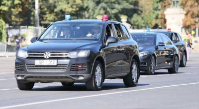 Vehiculele SPPS erau utilizate pe post de VIP taxi! Persoane terțe se plimbau cu mașinile instituției chiar și după hotarele țării - Photo