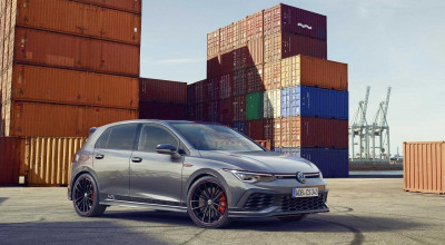 Legendarul Golf GTI aniversează 45 de ani de când s-a lansat! Cu această ocazie, Volkswagen vine cu o ediție specială Golf GTI Clubsport - Photo