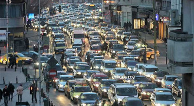 Bucureștiul a fost numit cel mai aglomerat oraș din lume! Anual, șoferii petrec 134 de ore în trafic - Photo