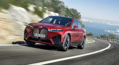 Noul BMW iX primește două versiuni de putere. Peste 300 CP și 400 km de autonomie în echiparea incipientă - Photo