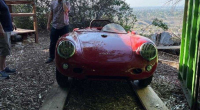 Un Porsche 550 Spyder de milioane, descoperit după 35 de ani petrecuți într-un container - Photo