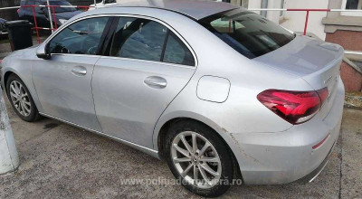 Mercedes A-Class Sedan din 2021, condus de un moldovean, reținut la frontieră. Ce a descoperit poliția - Photo