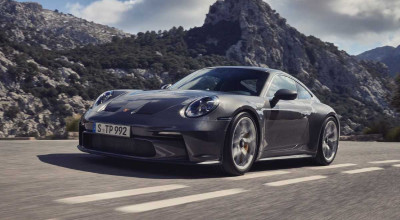 Porsche prezintă noul 911 GT3 Touring! Versiunea renunță la aripa spate fixă și este disponibilă cu transmisie manuală sau PDK - Photo
