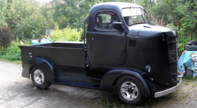 Tunerii ruși au transformat un Opel Frontera într-un pick-up american din anii '50 și l-au scos la vânzare Tunerii ruși au transformat un Opel Frontera într-un pick-up american din anii '50 și l-au scos la vânzare - Photo