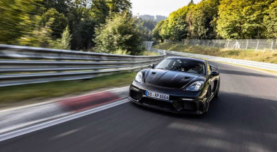 Noul Porsche Cayman GT4 RS va debuta deja în noiembrie! - Photo