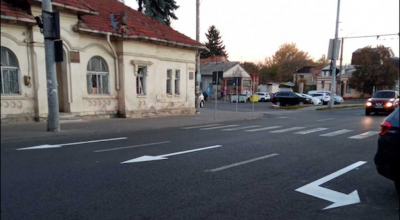 A fost în sfârșit desenat marcajul la intersecția str. Alecsandri și 31 August 1989! - Photo