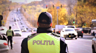 De astăzi, toți șoferii sunt obligați să se deplaseze cu faza scurtă pornită pe timp de zi - Photo