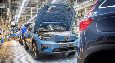 Volvo a demonstrat că fabricarea mașinilor electrice este cu 70% mai poluantă decât fabricare mașinilor convenționale - Photo