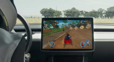 Peste 500 mii de exemplare Tesla pot fi recunoscute periculoase din cauza jocurilor video - Photo