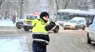 În timpul sărbătorilor de iarnă, în capitală vor patrula aproape 2.000 de angajați ai INSP - Photo
