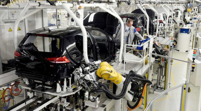 Grupul Volkswagen va renunța la mai multe modele accesibile în favoarea celor premium! - Photo