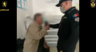 Oamenii legii au amendat cu 25.000 lei un bărbat găsit beat la volanul bicicletei sale! - Photo