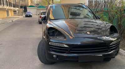 Revin furturile de faruri Porsche? Dimineață cu ghinion pentru proprietarul unui Cayenne - Photo