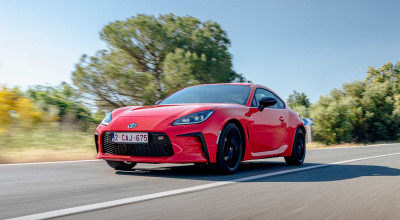 (FOTO) Toyota prezintă versiunea europeană pentru modelul GR 86 - Photo