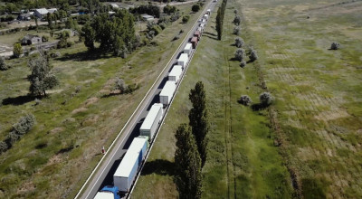 (VIDEO) Vezi cum arată rândul de camioane de la vama Leușeni filmat de la înălțime! - Photo