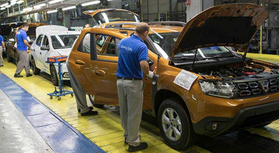 Dacia oferă o recompensă de peste 28.000 euro angajaților săi români pentru concedierea din propria inițiativă - Photo