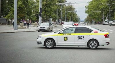 Mașinile care vor îngrădi accesul în timpul deplasării delegației președintelui Macron vor fi evacuate și duse la parcarea specială! - Photo