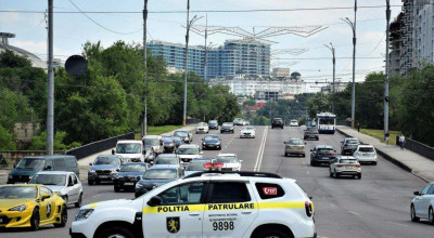 Angajații MAI vor purta camere de corp în baza unui nou regulament pentru reducerea actelor de corupție - Photo