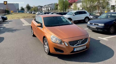 Un tânăr din Strășeni a furat un Volvo din Chișinău pentru a merge acasă, dar l-a accidentat! Acum riscă 3 ani de închisoare - Photo