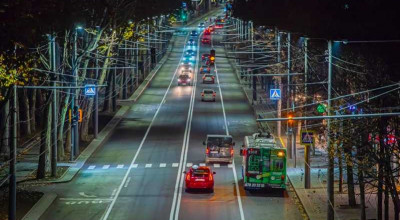 Pe străzile capitalei ar putea apărea mai multe benzi dedicate transportului public - Photo