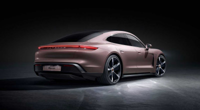 Porsche Taycan obține actualizări software, care pot fi făcute gratuit - Photo