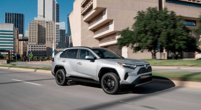 Profitul grupului Toyota a scăzut cu 42%, în urma creșterii prețurilor materiilor prime și a problemelor de aprovizionare - Photo