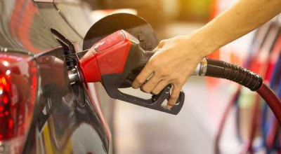 Benzina devine mai ieftină decât motorina! ANRE a publicat prețurile pentru mâine - Photo