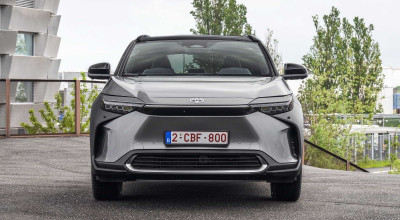 Un oficial Toyota susține că piața încă nu este pregătită pentru introducerea în masă a mașinilor electrice - Photo