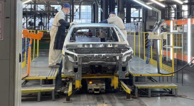 Pe urmele Moskvich-ului? Noile Lada de asemenea vor fi o copie a mașinilor chinezești - Photo