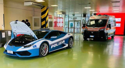 Au livrat doi rinichi în timp rapid, datorită unui Lamborghini Huracan. Cum polițiștii italieni au salvat viața a doi pacienți - Photo