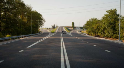 În acest an, Guvernul își propune să repare peste 5.900 km de drumuri! - Photo