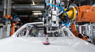 BMW face un pas înainte și introduce inteligența artificială în uzinele sale - Photo