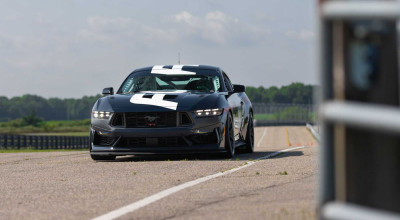 Ford a dezvăluit oficial noul Mustang Dark Horse R, versiunea de performanță construită pentru circuit - Photo