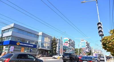 (FOTO) A fost instalat primul semafor pietonal pe str. Kiev! - Photo