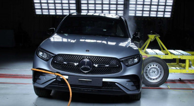 Știai că Mercedes-Benz efectuează crash-teste cu mașinile altor mărci? Motivul este simplu - Photo