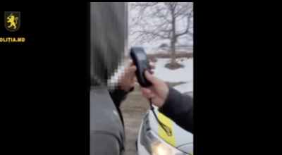 Un șofer de doar 19 ani a fost prins în stare de ebrietate la volan! Reacția Poliției - Photo