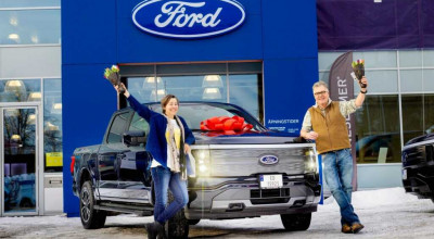 (FOTO) Ford a livrat primul exemplar F-150 Lightning în Europa!  (FOTO) Ford a livrat primul exemplar F-150 Lightning în Europa! - Photo